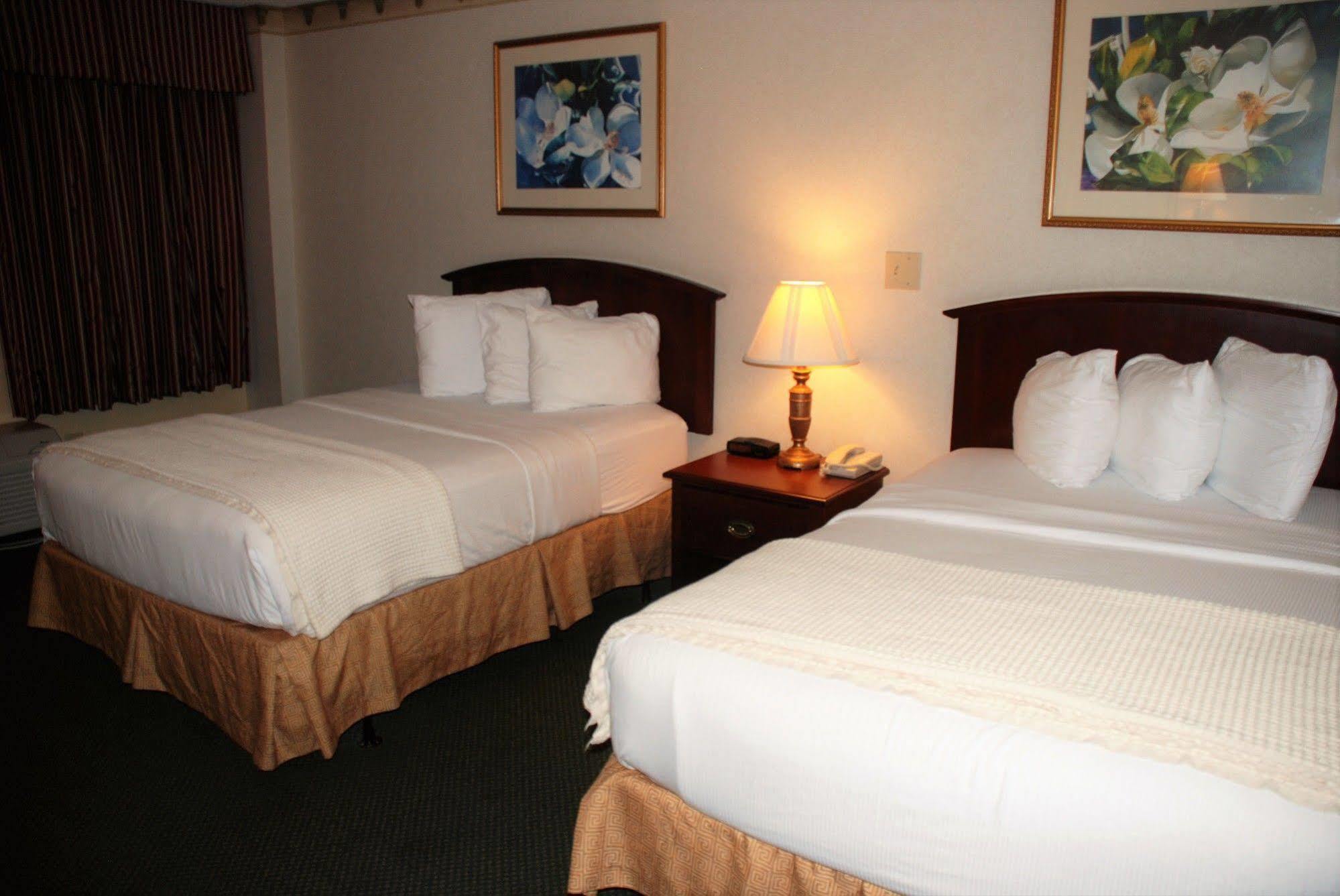 Doubletree By Hilton Clarksville Riverview Экстерьер фото