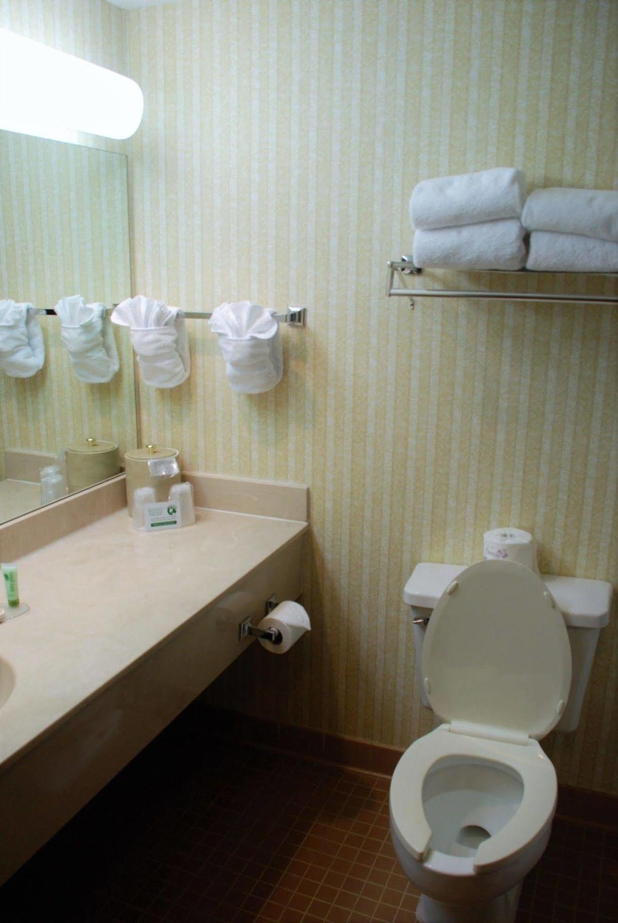 Doubletree By Hilton Clarksville Riverview Экстерьер фото